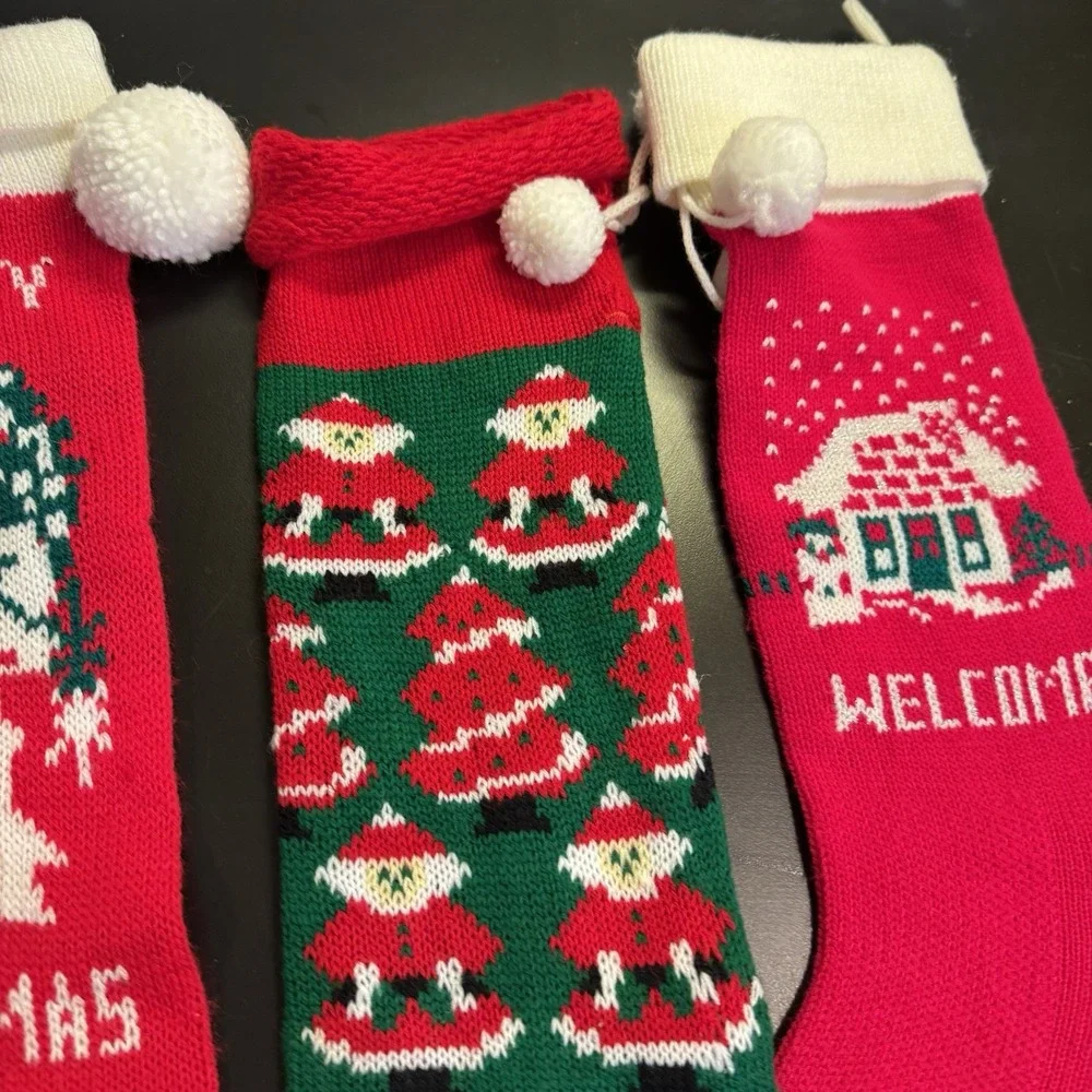 Lot Of 3 Vintage Knit Christmas Stockings Red Green Santa Tree Snowmen Santa‎